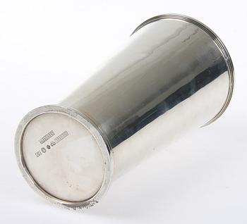 VAS, silver, Borgila, Stockholm, 1956. Tot. v. 489 g.