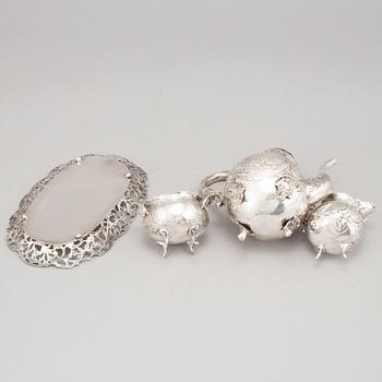 A silver mocha pot, creamer, sugar bowl and tray, some with mark of Gewe, Malmö 1950-51.