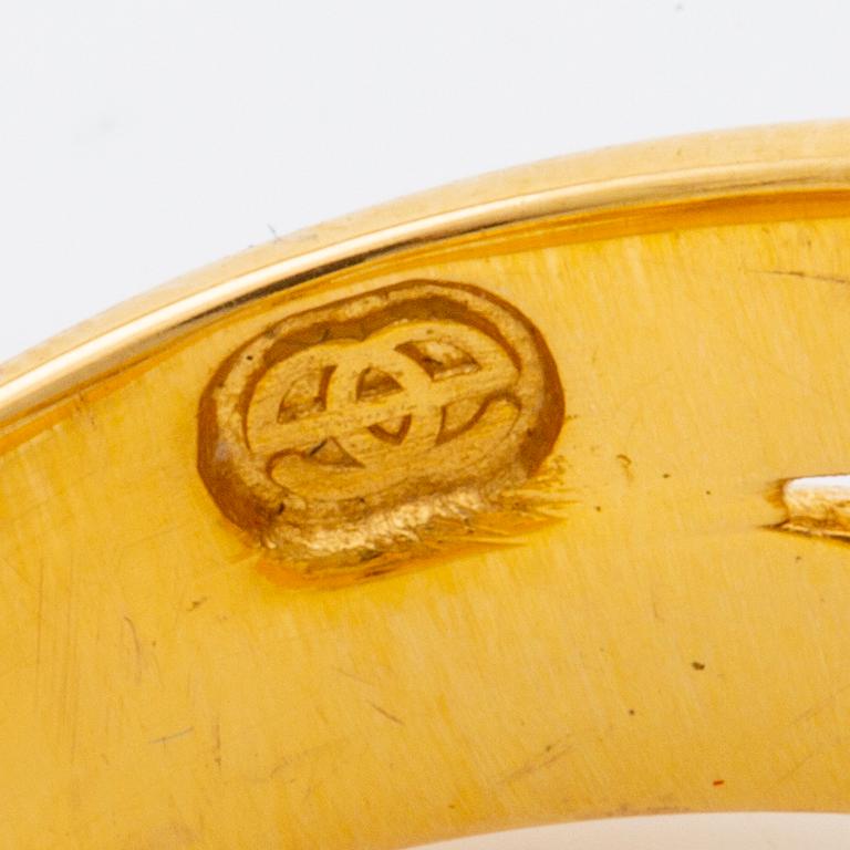 ENGELBERT RING 18k guld m briljanter 0,24 ct totalt ingraverat, Stockholm 1996, original etui och box.