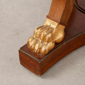 BORD, empirestil, tidigt 1900-tal.