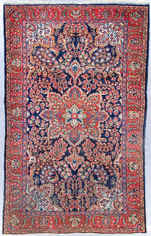 MATTA, semiantik/old orientalisk. Ca 213 x 133.