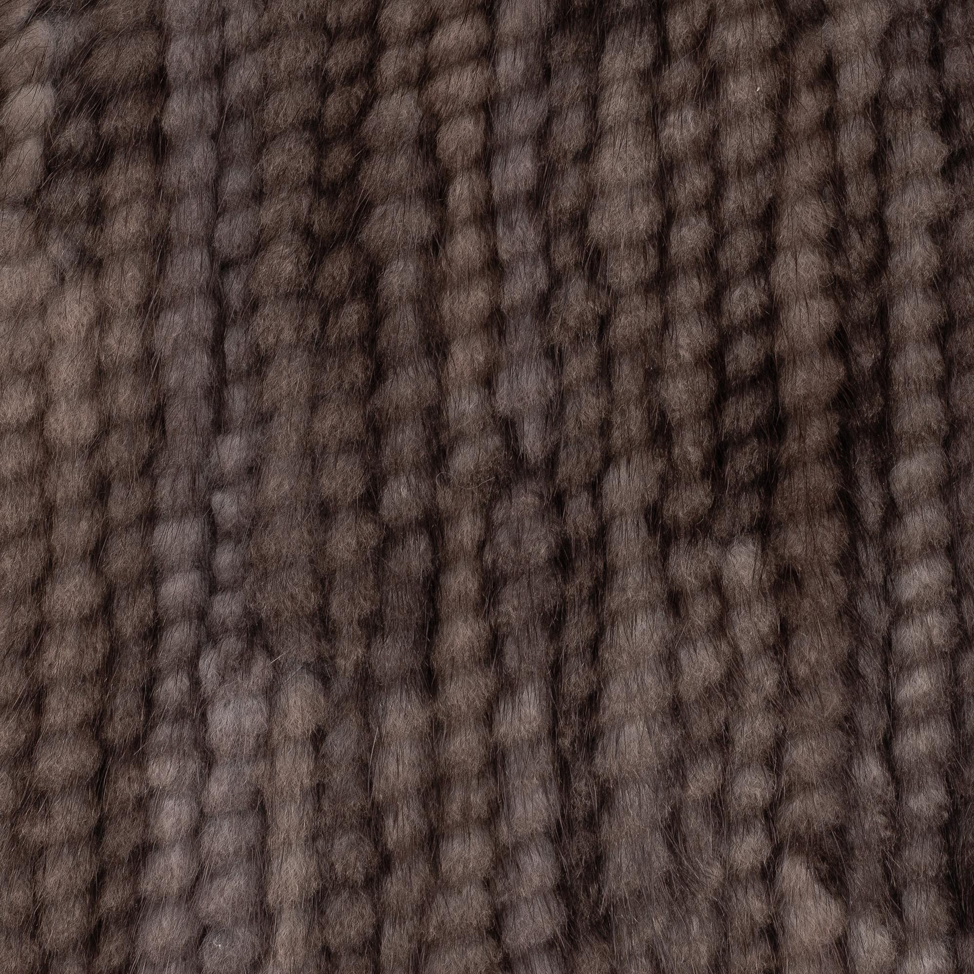 A mink fur stole.