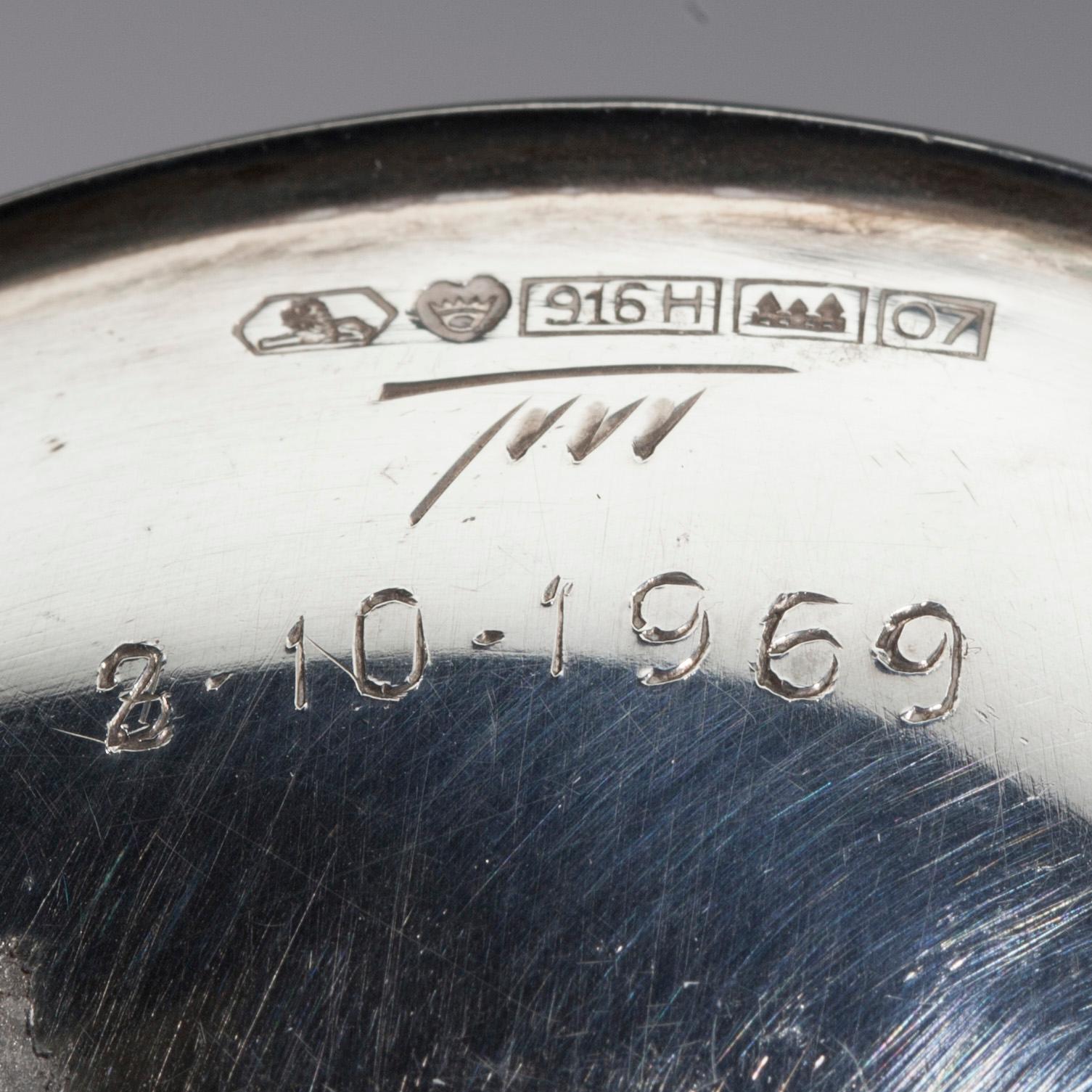 SKÅLAR, 2 st, silver, Tapio Wirkkala, signerade TW, Hopeakeskus, Tavastehus 1960-tal. Tot. vikt 169 g.