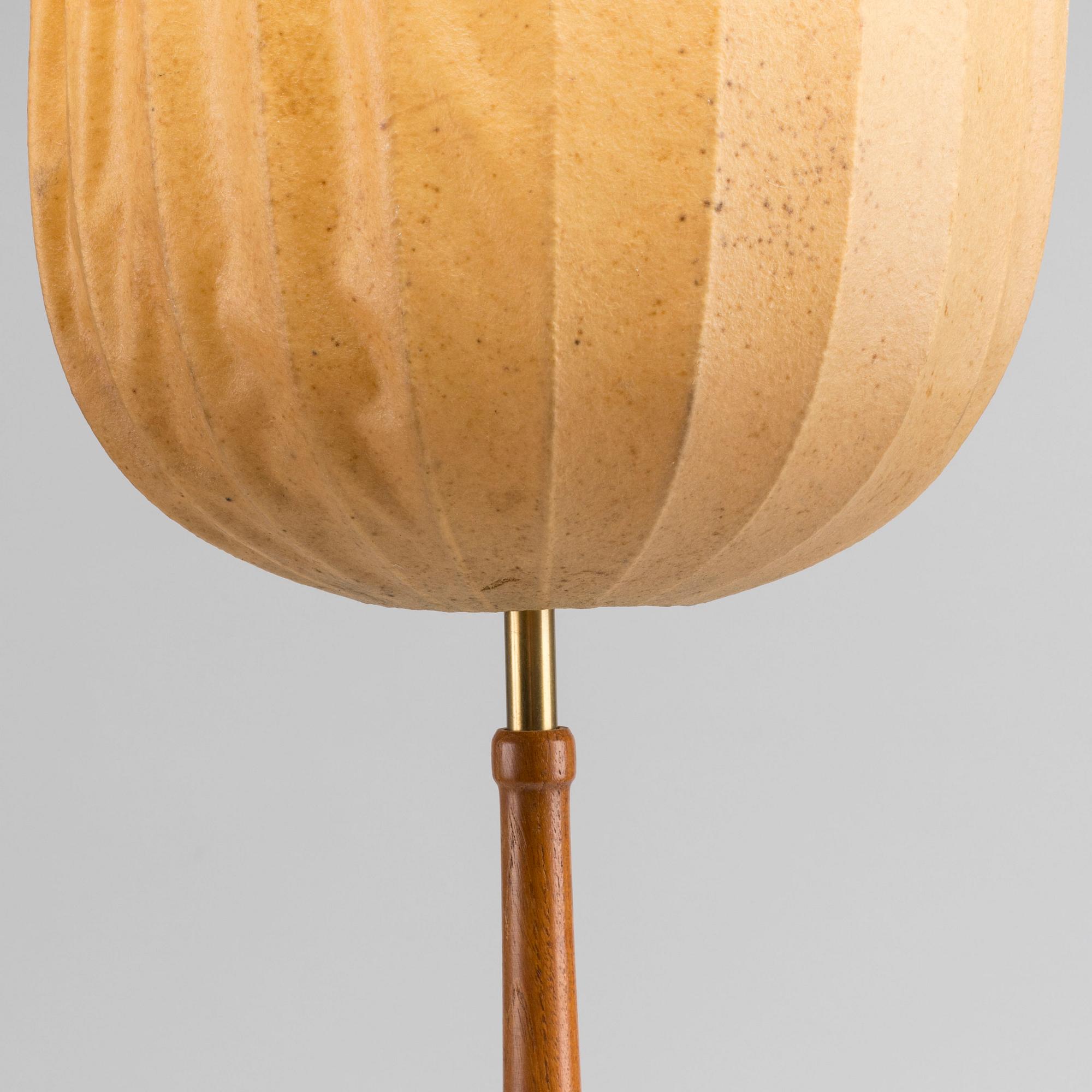 A HANS BERGSTRÖM TABLE LAMP FOR ATELJÉ LYKTAN MID 20TH CENTURY.