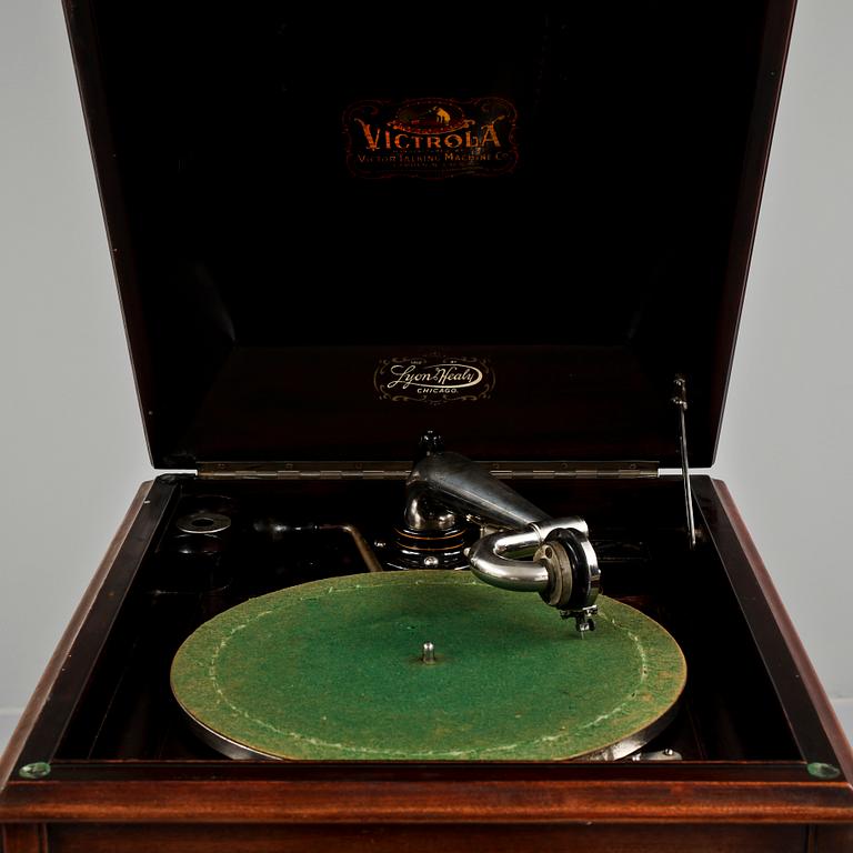 SALONGSGRAMMOFON, "Victrola", Victor Talking Machine Company, USA, 1913.