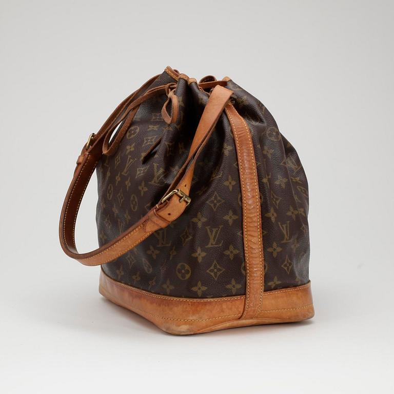 LOUIS VUITTON, axelremsväska, "Noé", sent 1970-tal.