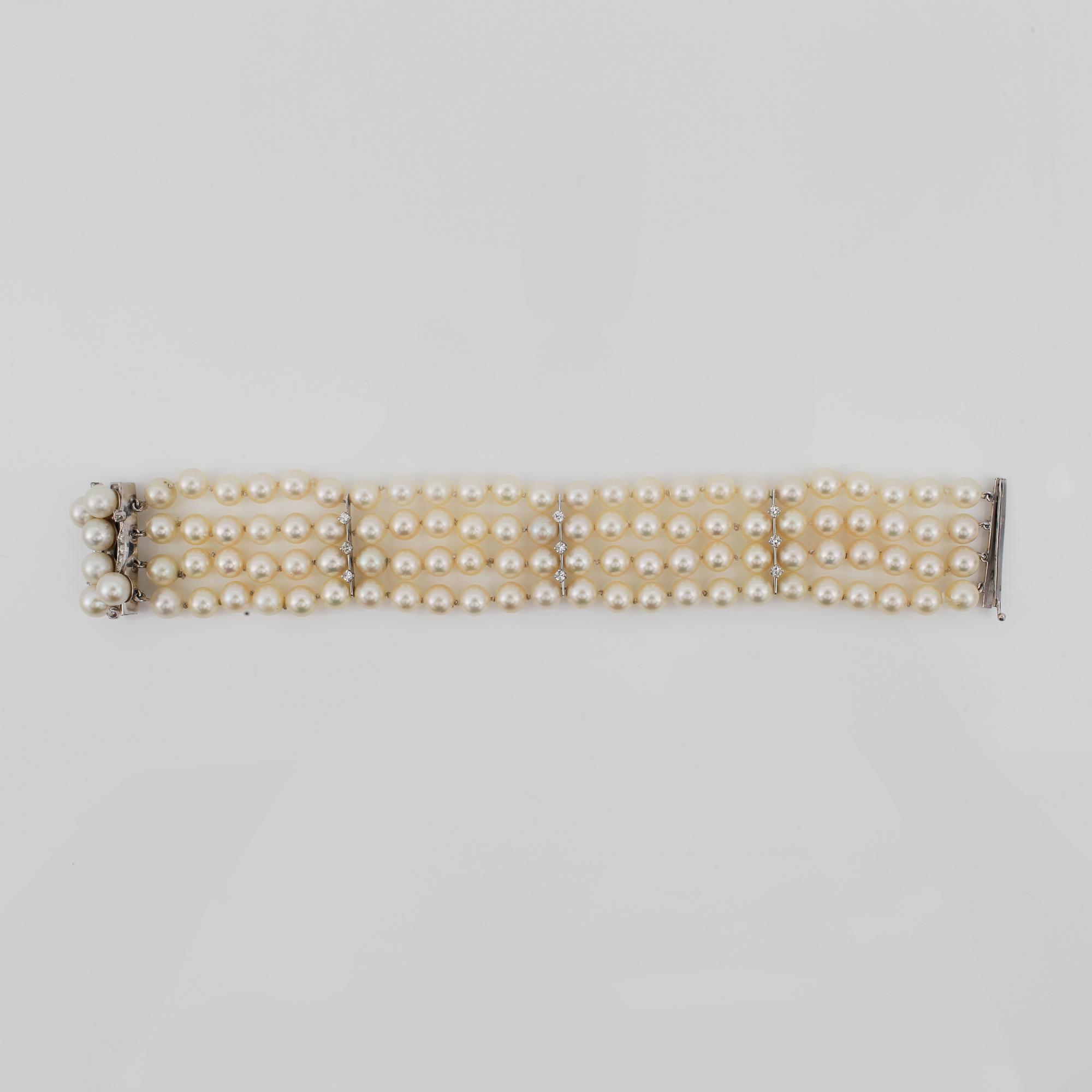 BRACELET with 102 cultivated pearls Ø 6.8 - 7.2 mm, and diamonds total circa 0.82ct.
