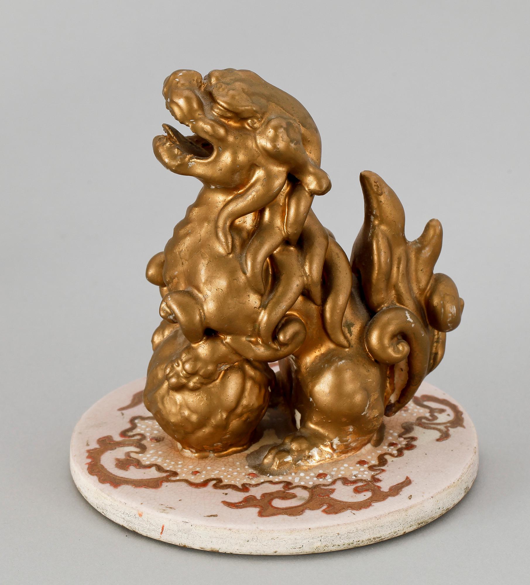 URNA MED LOCK, flintgods, Satsuma, Japan. Tidigt 1900-tal.