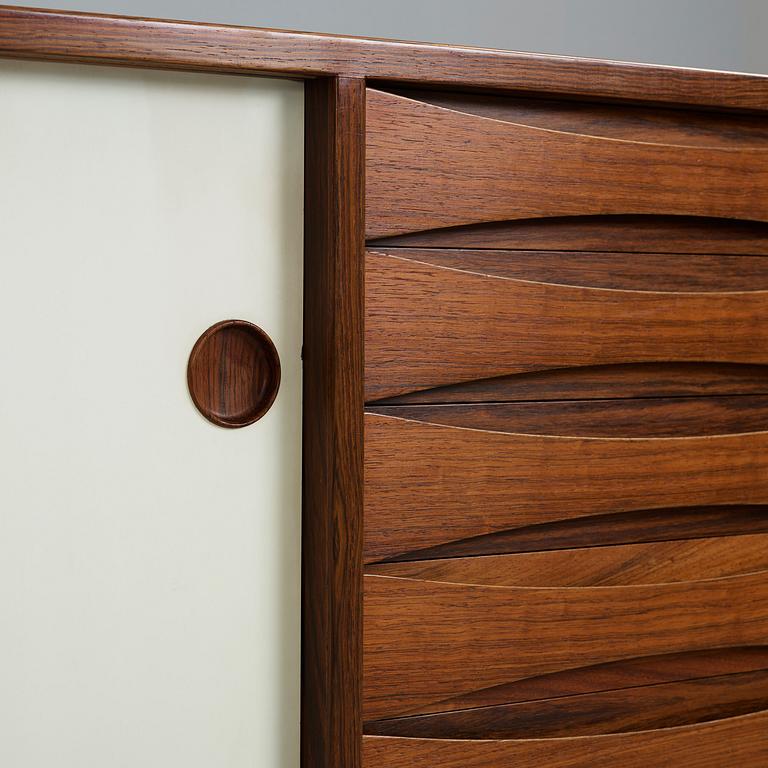 ARNE VODDER, sideboard av palisander, modell 29A, Sibast Møbler, Danmark 1950-60-tal.