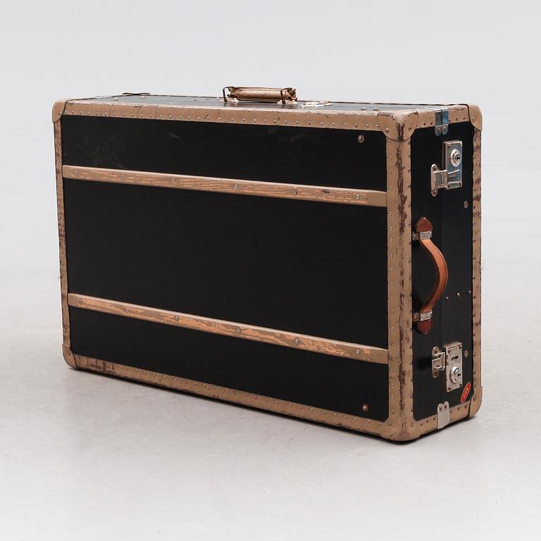 RESEKOFFERT, 1900-talets första hälft.