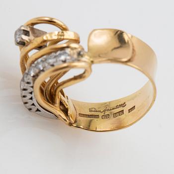 Elon Arenhill, ring, 18k guld med diamanter.