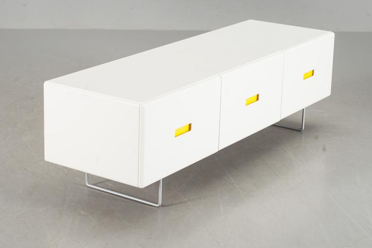 SIDEBOARD,  'Slapshot', Jonas Lindvall.