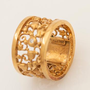 Ole Lynggaard, ring, 18K gold with brilliant-cut diamonds.