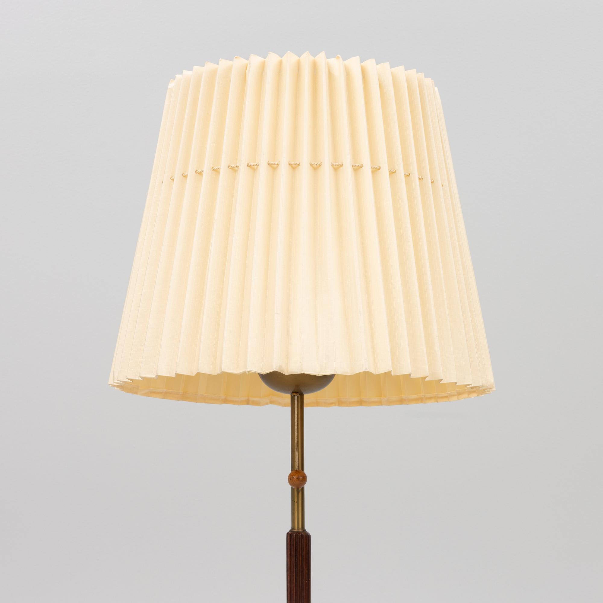 Hans Bergström, a model 526 floor lamp, Ateljé Lyktan, 1940's.