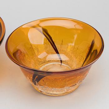 GÖRAN WÄRFF, 2 pcs of glass bowl, Kosta,