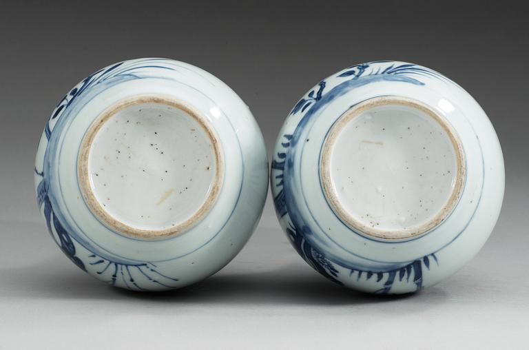 A pair of blue and white vases, Qing dynasty, Qianlong (1736-95).