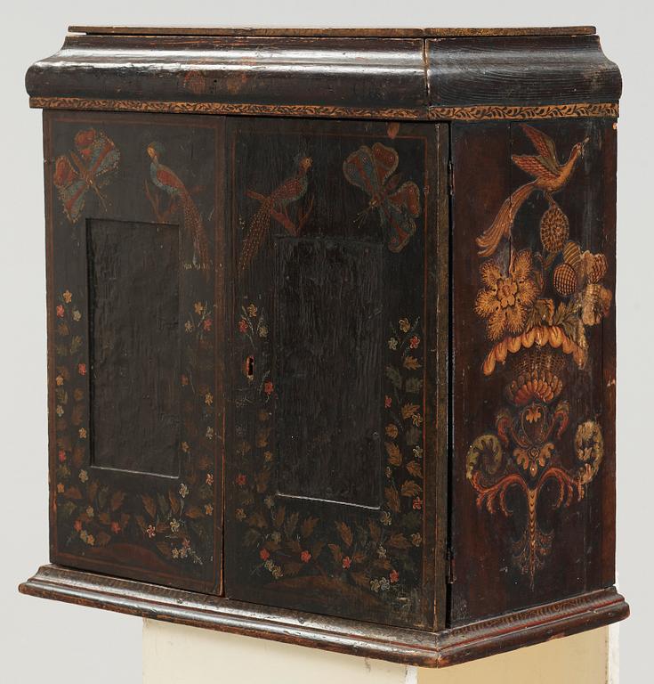 KABINETTSKÅP. Senbarock, 1700-tal.
