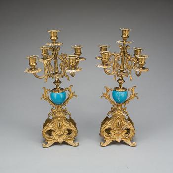 BORDSGARNITYR, 3 delar, nyrokoko, 1800/1900-tal.