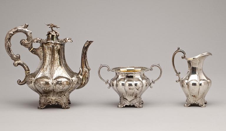 KAFFESERVIS, 3 delar, silver, bla Möllenborg Feron, Stockholm, 1857. Total Vikt ca 1266 g.