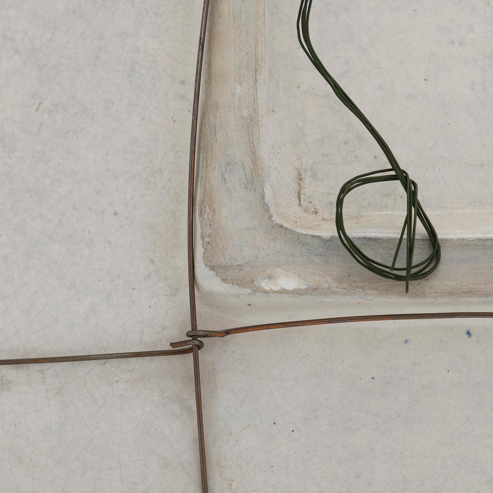 Birger Kaipiainen, väggrelief, stengods, signerad Kaipiainen 1945 Arabia.