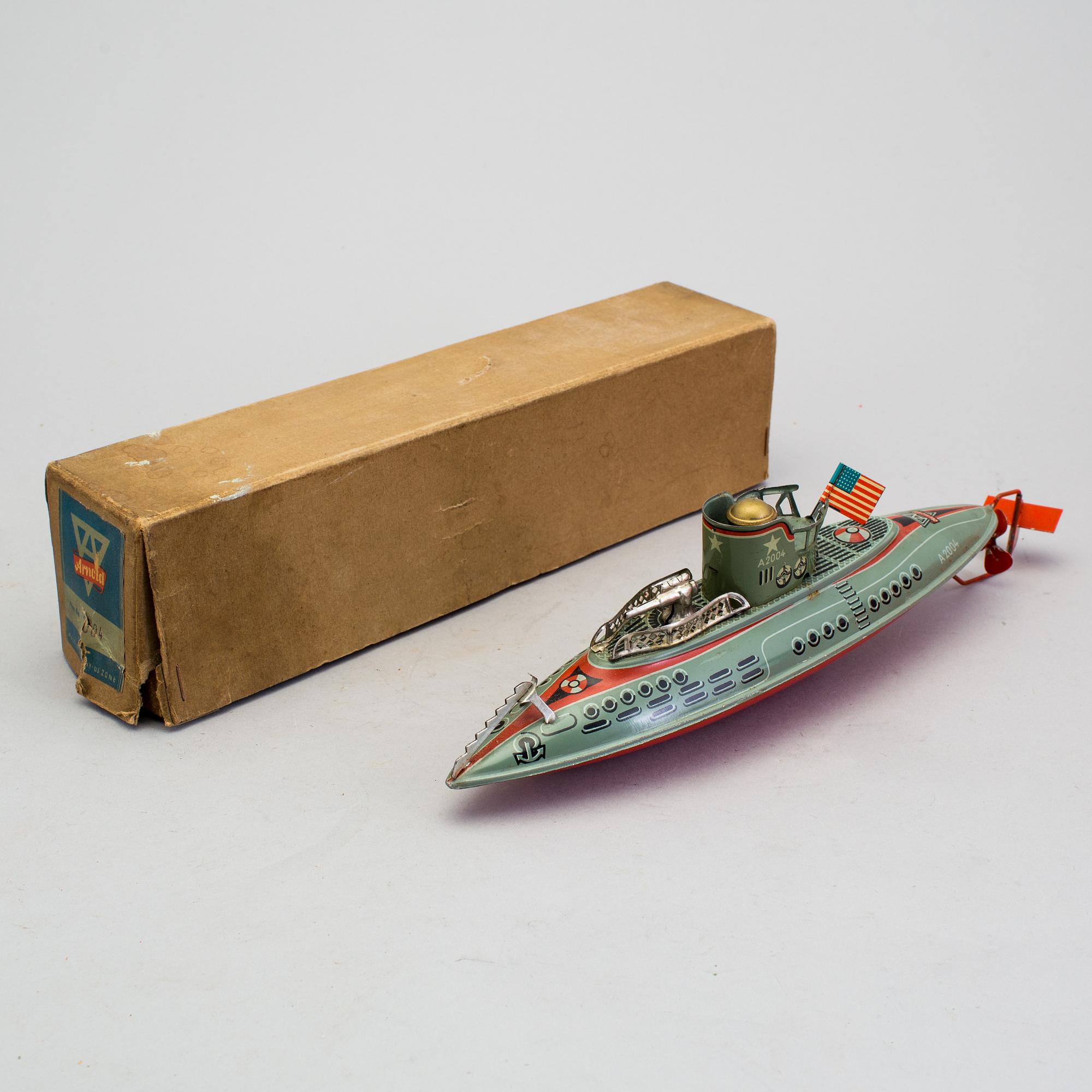 A tinplate Arnold submarine A2004, Germany, ca 1950.