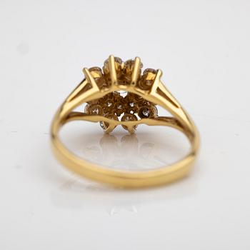 Carmoséring, 18k rött guld med briljantslipade diamanter.