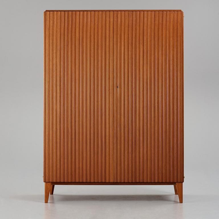 Nordiska Kompaniet, a Swedish Modern "Anette" cabinet, Sweden 1944.