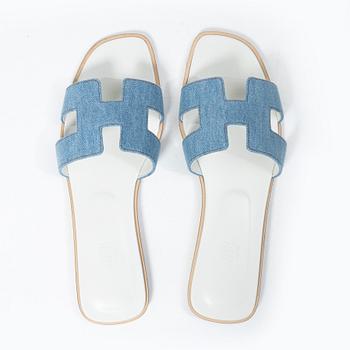 Hermès, Sandals, "Oran, Le Jean", size 39 1/2.