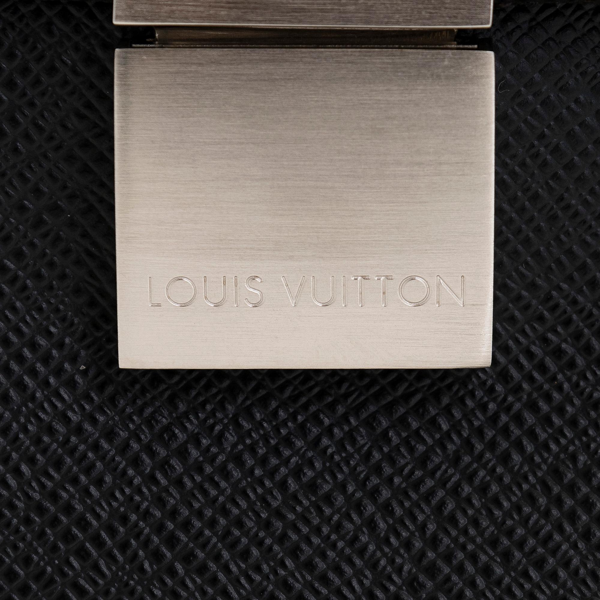 Louis Vuitton, portfölj, "Taiga Porte-Document Angara".