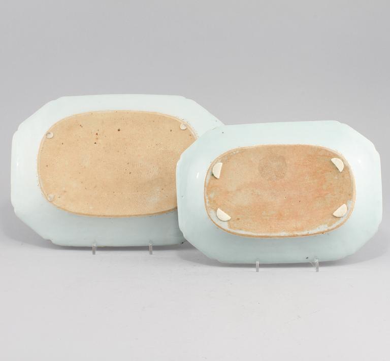 FAT, 2 st, porslin, Kina, 1700-tal.