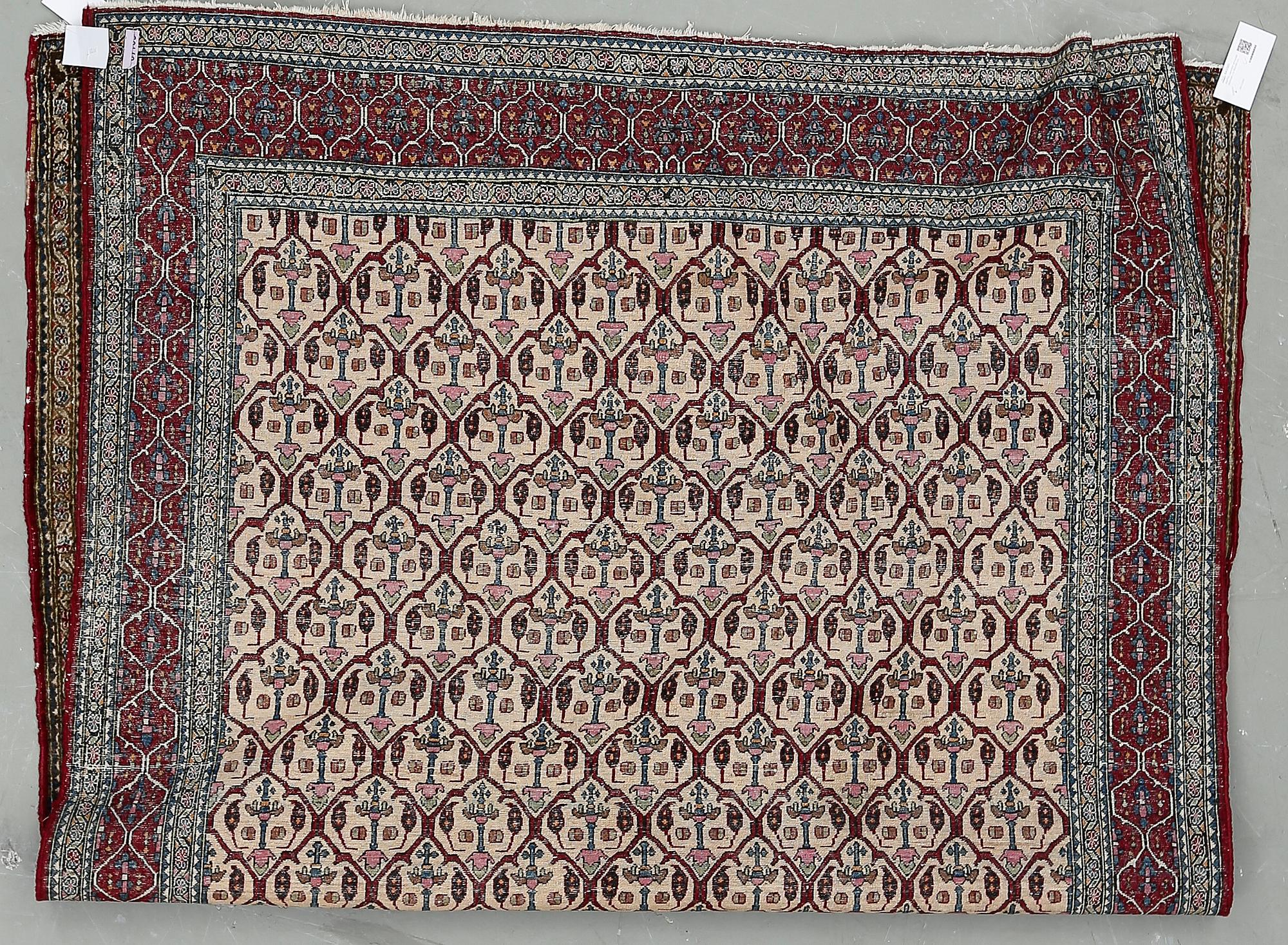 MATTA, sannolikt semiantik Bachtiari. Ca 199x139 cm.
