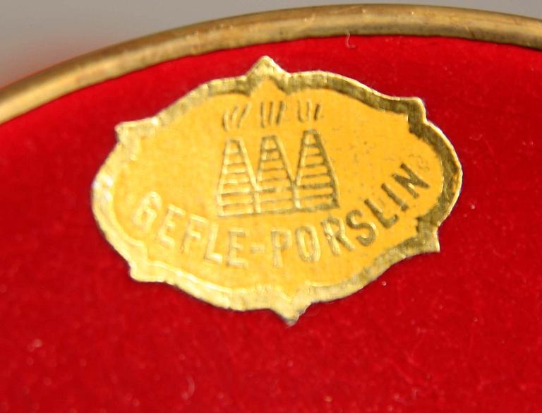 PARTI FAJANS, ca 40 delar. "Röd rubin" design bl.a Artur Percy, Gefle.