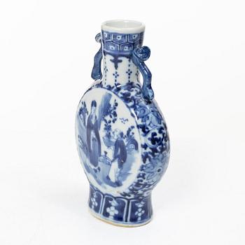 Pilgrimskrus, porslin, Kina, qing dynastin, 1800-tal.