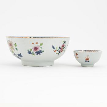 Bålskål samt skål, porslin, kompaniporslin, Kina, Qingdynastin, Qianlong (1736-95).