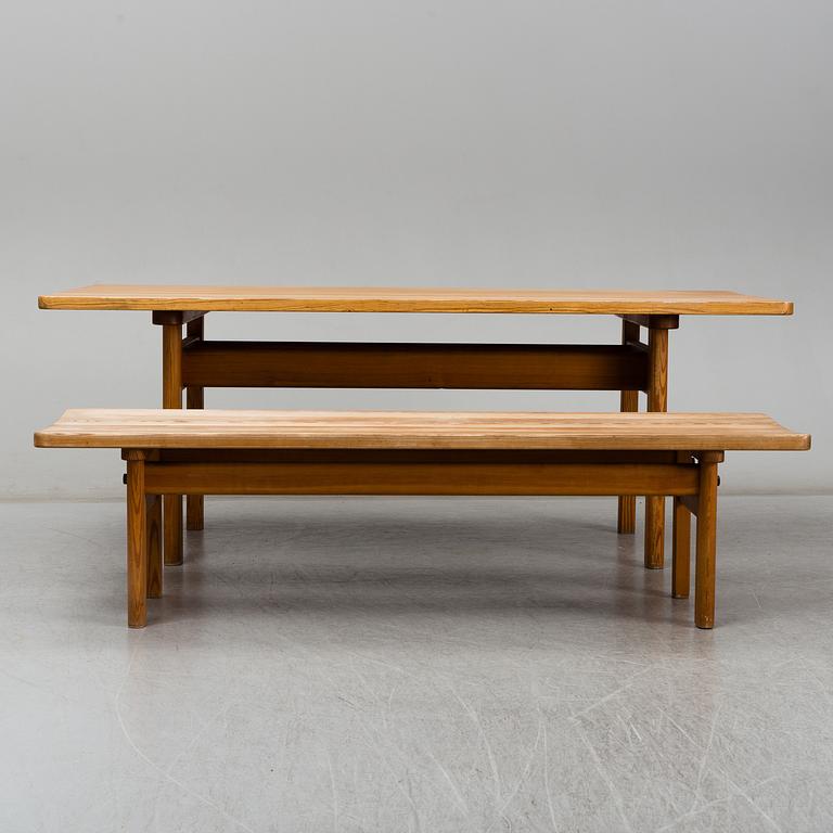 A pine dining table 'Asserbo' by Børge Mogensen, and bench, 1960s/1970s.