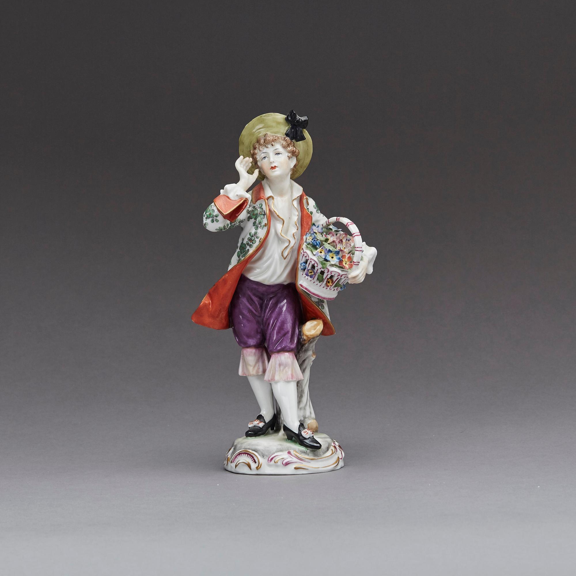 FIGURIN, Rudolstadt-Volkstedt, porslin, 1900-talets första hälft.