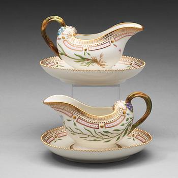 A pair of Royal Copenhagen 'Flora Danica' sauce boats, Denmark, 20th Century.