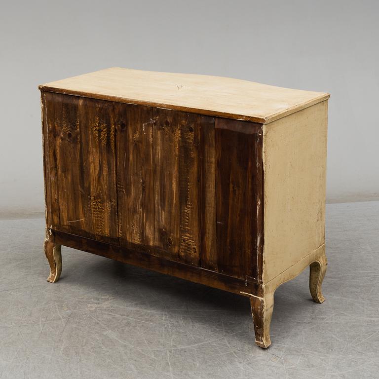 A Rococo style chest of drawers, first half of the 20th century.