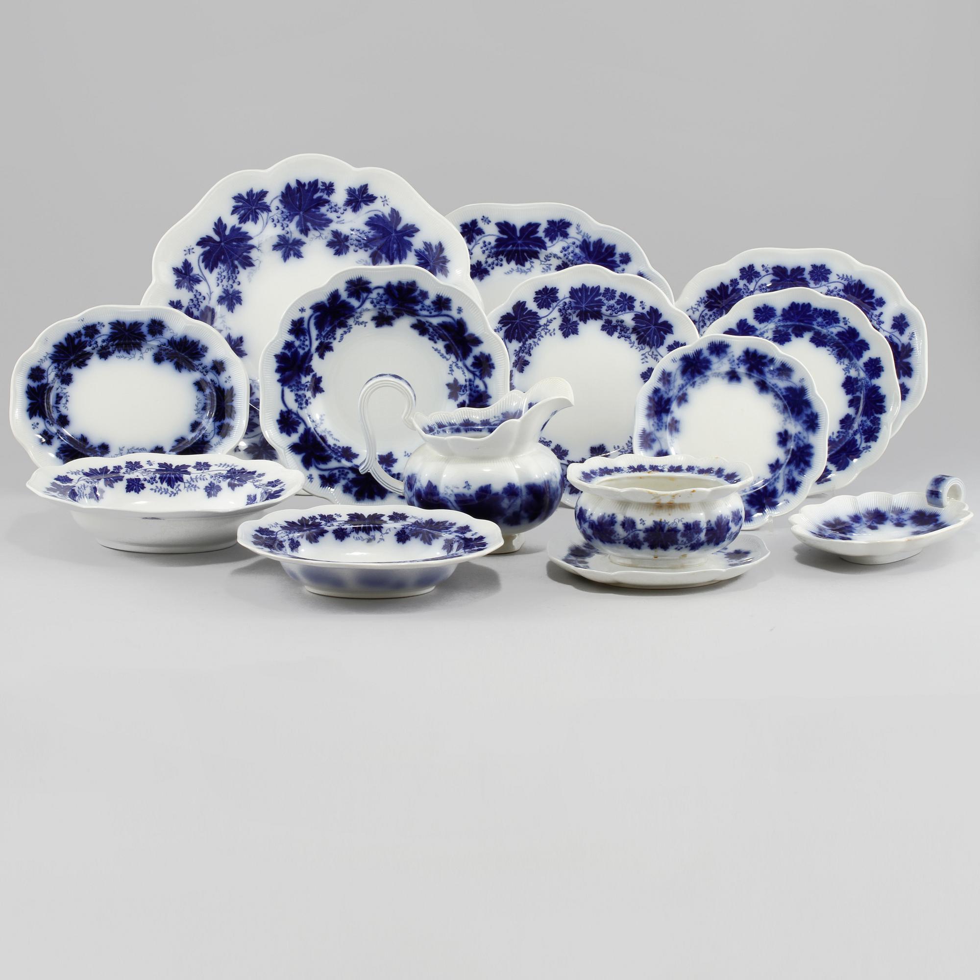 SERVISDELAR, 63 st, flintgods, "Vinranka", Arthur Percy, Gefle, 1900-tal.
