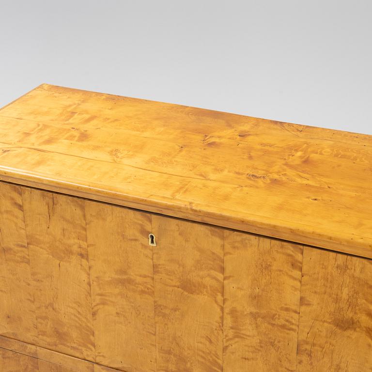 Chiffonjé, 1800-tal.