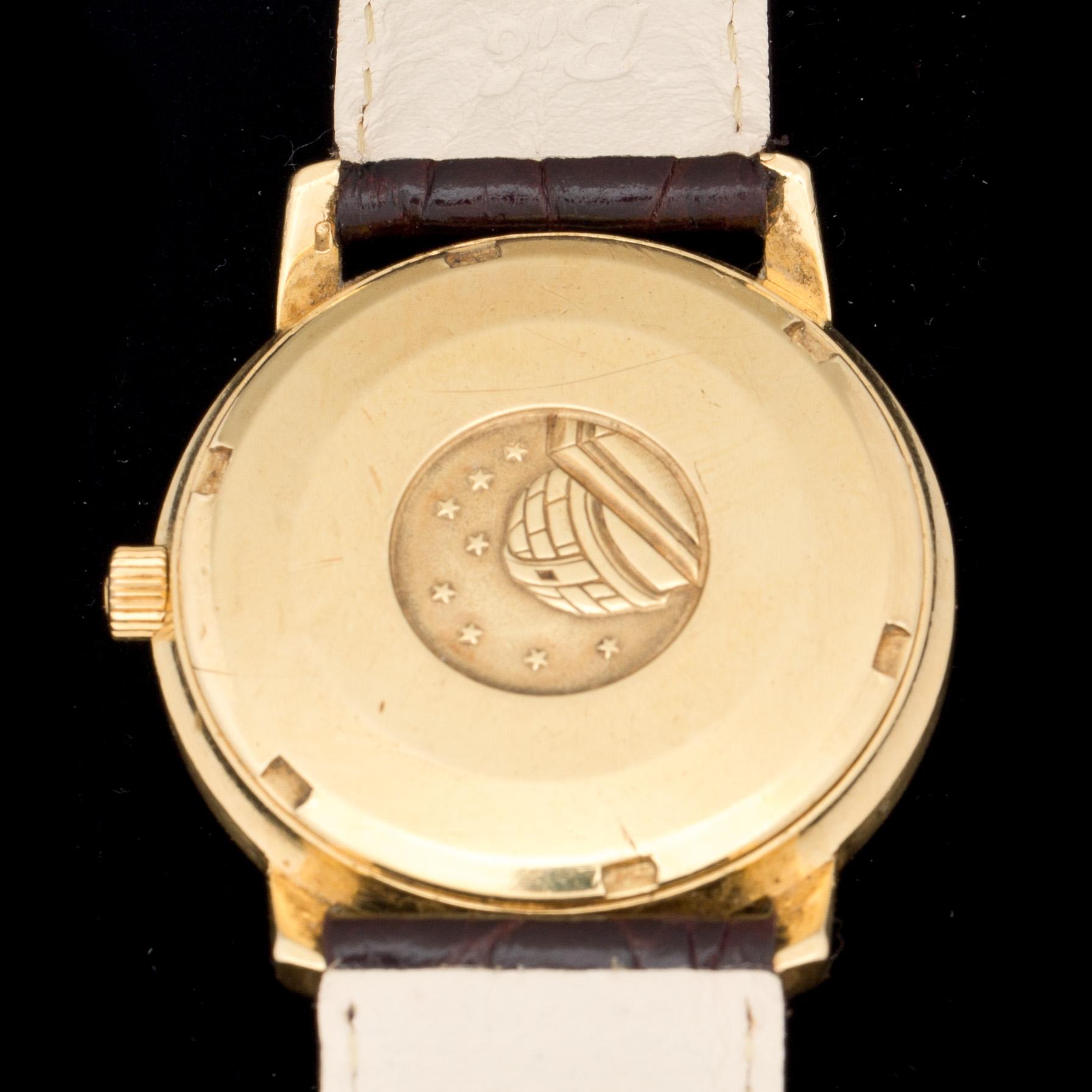 ARMBANDSUR. 18 k.Omega, Automatic, Chronometer, Officially Certified, Constellation.
