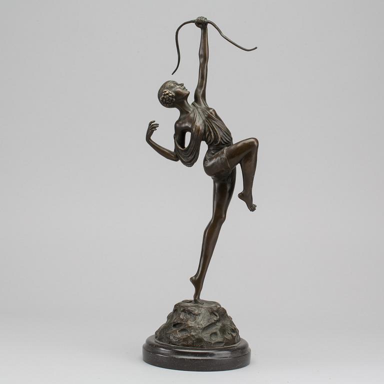 PIERRE LE FAGUAYS, after, signed bronze figurine.