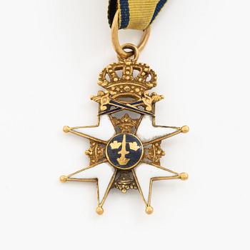 Karl XIII, two miniature order insignia, first part 19th century.