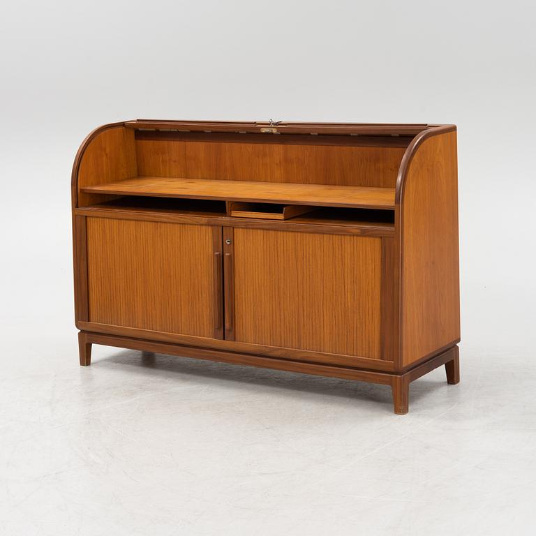 Sideboard, Ferdinand Lundqvist Göteborg, 1900-talets mitt .