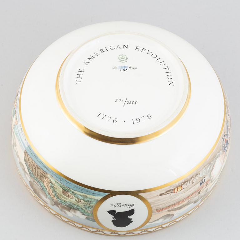 A porcelain punsch bowl from Royal Copenhagen, in commemoration of "The American Revolution 1776-1976".