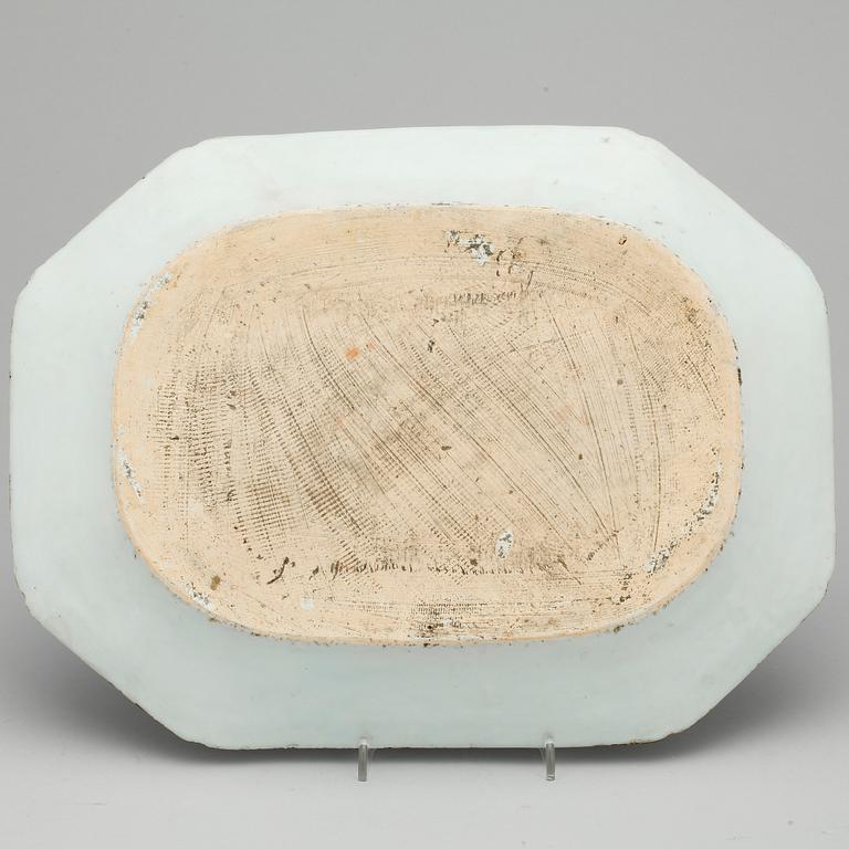 STEKFAT, porslin, Qianlong, Kina 1700-tal.