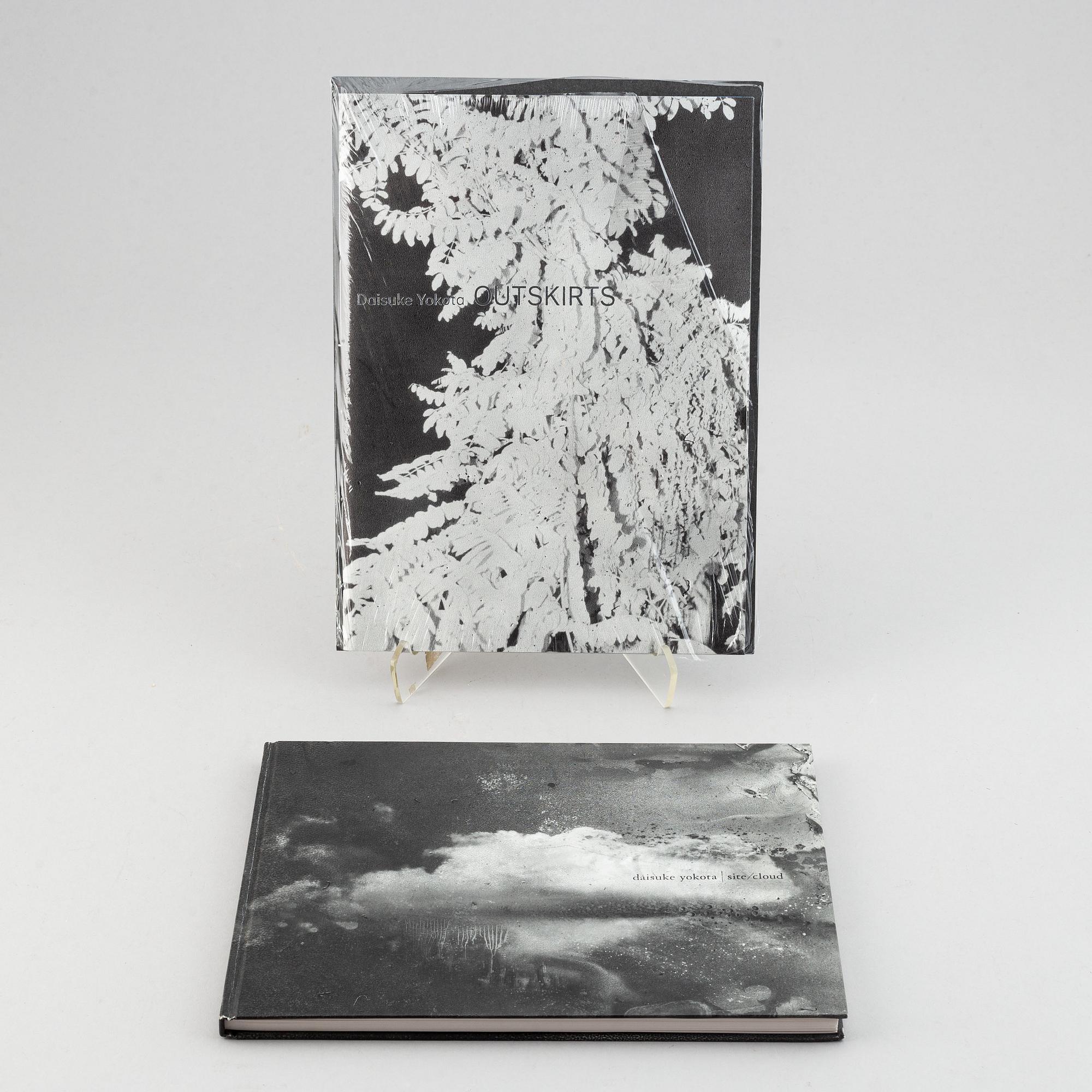 Daisuke Yokota, 2 st fotoböcker.