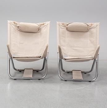 BÖRGE LINDAU & BO LINDEKRANTZ, a pair of 1970's 'X 75-4' armchairs, Lammhults.
