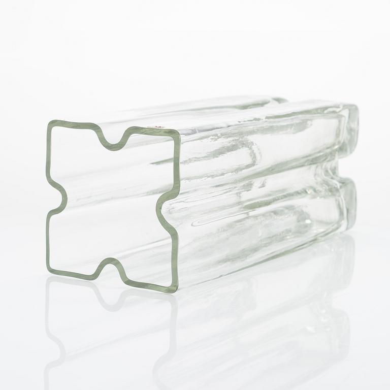 Helena Tynell, a 1970s glass vase, "Palapeli" (Puzzle), model 1316, Riihimäen Lasi.