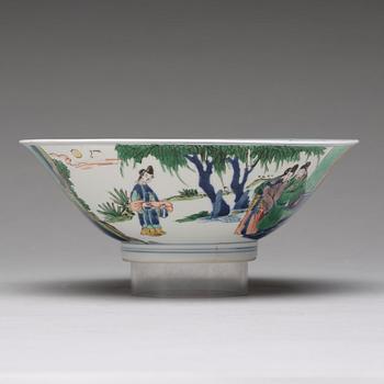 SKÅL, porslin. Qingdynastin, Kangxi (1662-1722).